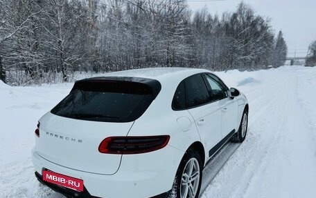 Porsche Macan I рестайлинг, 2017 год, 4 200 000 рублей, 3 фотография