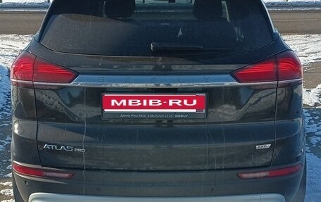 Geely Atlas, 2022 год, 1 650 000 рублей, 5 фотография