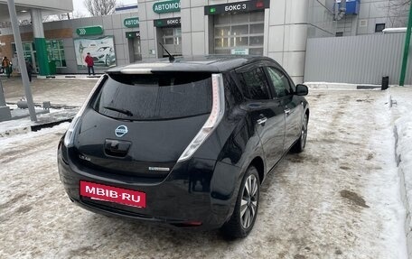 Nissan Leaf I, 2015 год, 885 000 рублей, 4 фотография