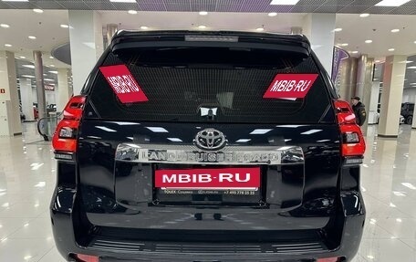 Toyota Land Cruiser Prado 150 рестайлинг 2, 2017 год, 5 399 000 рублей, 5 фотография