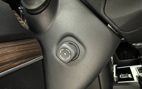 Toyota Land Cruiser Prado 150 рестайлинг 2, 2017 год, 5 399 000 рублей, 16 фотография