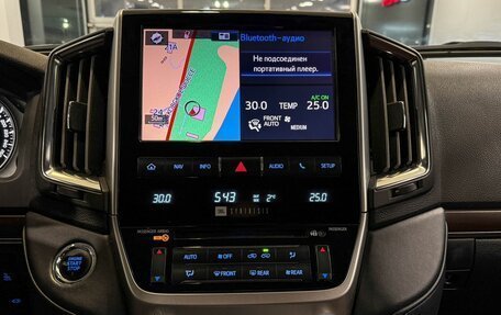 Toyota Land Cruiser 200, 2016 год, 5 717 000 рублей, 18 фотография