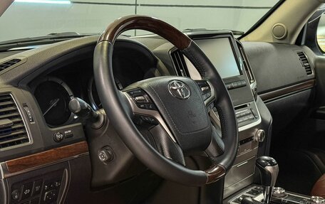 Toyota Land Cruiser 200, 2016 год, 5 717 000 рублей, 7 фотография