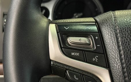 Toyota Land Cruiser 200, 2016 год, 5 717 000 рублей, 15 фотография