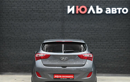 Hyundai i30 II рестайлинг, 2012 год, 840 000 рублей, 5 фотография