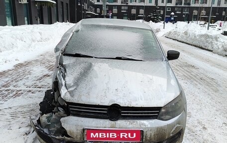 Volkswagen Polo VI (EU Market), 2013 год, 400 000 рублей, 1 фотография