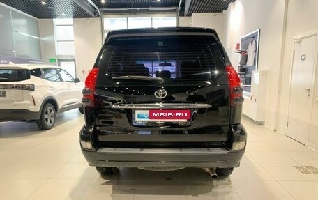 Toyota Land Cruiser Prado 120 рестайлинг, 2008 год, 1 800 000 рублей, 5 фотография