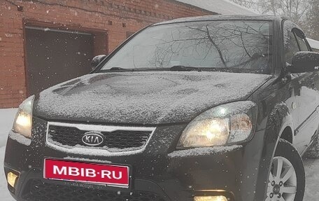 KIA Rio II, 2011 год, 630 000 рублей, 1 фотография