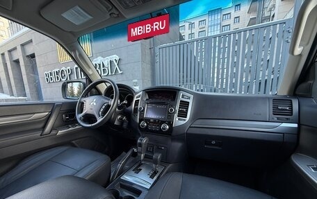 Mitsubishi Pajero IV, 2015 год, 2 999 999 рублей, 29 фотография
