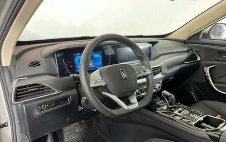 FAW Bestune T77, 2023 год, 1 895 000 рублей, 10 фотография