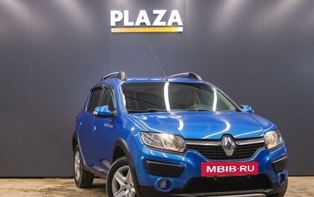 Renault Sandero II рестайлинг, 2015 год, 1 049 000 рублей, 2 фотография