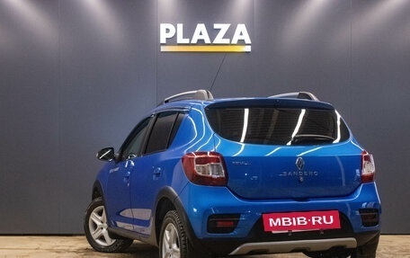 Renault Sandero II рестайлинг, 2015 год, 1 049 000 рублей, 4 фотография