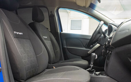 Renault Sandero II рестайлинг, 2015 год, 1 049 000 рублей, 24 фотография