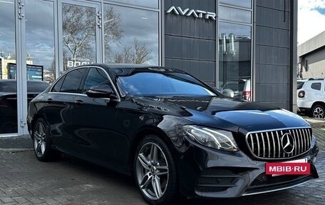 Mercedes-Benz E-Класс, 2018 год, 3 300 000 рублей, 9 фотография