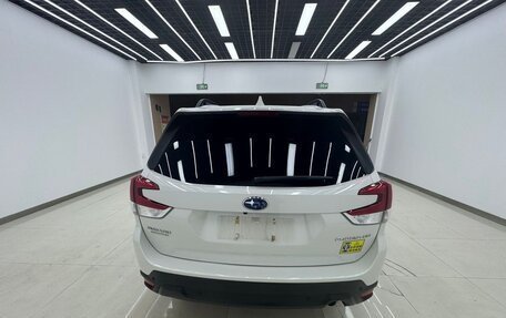 Subaru Forester, 2022 год, 3 280 000 рублей, 5 фотография