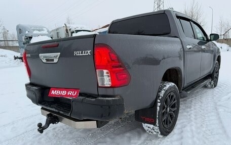 Toyota Hilux VIII, 2018 год, 3 480 000 рублей, 4 фотография