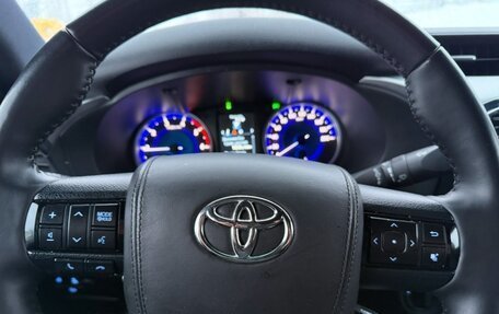 Toyota Hilux VIII, 2018 год, 3 480 000 рублей, 11 фотография