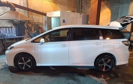 Toyota Wish II, 2013 год, 1 950 000 рублей, 2 фотография