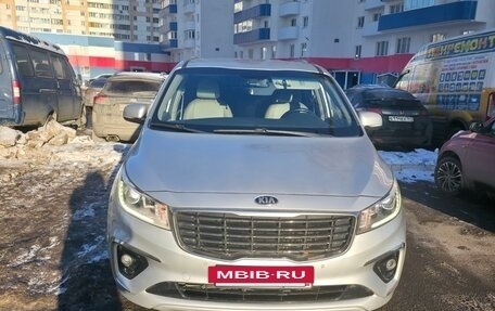 KIA Carnival III, 2018 год, 2 800 000 рублей, 13 фотография