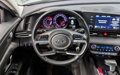 Hyundai Elantra, 2021 год, 1 825 000 рублей, 16 фотография