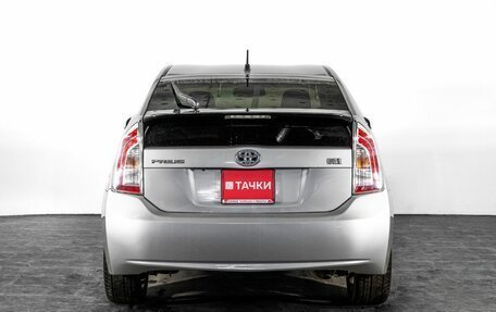 Toyota Prius, 2014 год, 1 200 000 рублей, 4 фотография