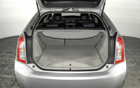 Toyota Prius, 2014 год, 1 200 000 рублей, 16 фотография