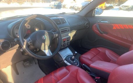 Alfa Romeo GT, 2006 год, 575 000 рублей, 13 фотография