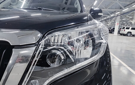 Toyota Land Cruiser Prado 150 рестайлинг 2, 2014 год, 2 957 000 рублей, 21 фотография