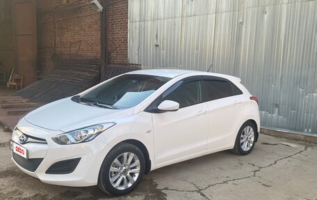 Hyundai i30 II рестайлинг, 2012 год, 950 000 рублей, 3 фотография