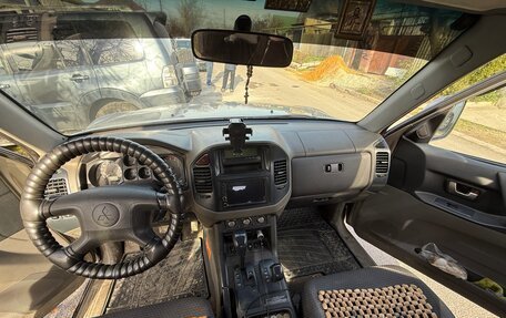 Mitsubishi Pajero III рестайлинг, 2005 год, 1 300 000 рублей, 5 фотография