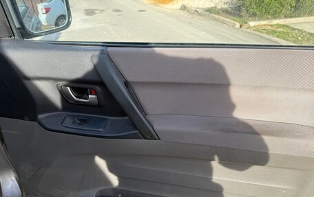 Mitsubishi Pajero III рестайлинг, 2005 год, 1 300 000 рублей, 10 фотография