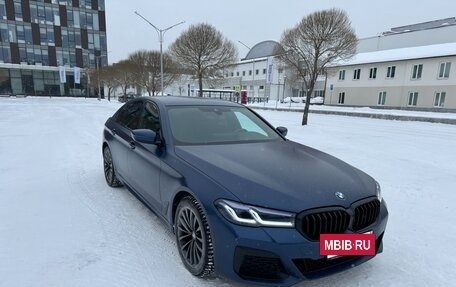 BMW 5 серия, 2021 год, 4 600 000 рублей, 2 фотография