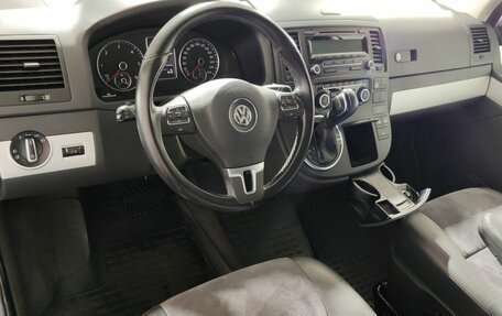 Volkswagen Multivan T5, 2011 год, 2 400 000 рублей, 12 фотография
