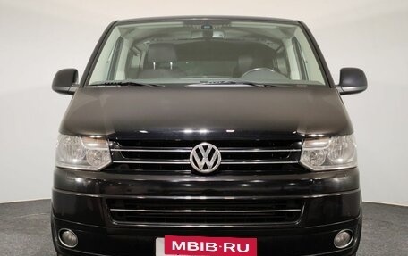 Volkswagen Multivan T5, 2011 год, 2 400 000 рублей, 2 фотография