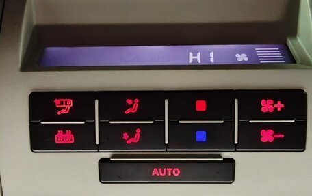 Volkswagen Multivan T5, 2011 год, 2 400 000 рублей, 22 фотография