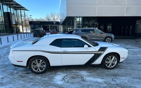 Dodge Challenger III рестайлинг 2, 2022 год, 6 750 000 рублей, 5 фотография