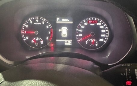 KIA Rio IV, 2021 год, 2 100 000 рублей, 1 фотография