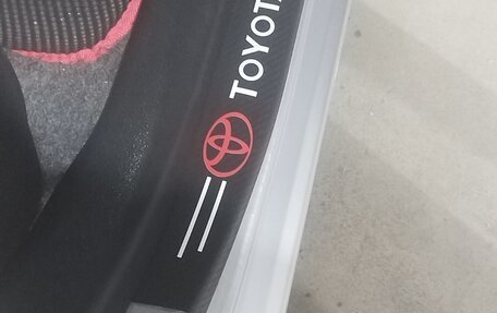 Toyota Vitz, 2014 год, 1 000 000 рублей, 1 фотография