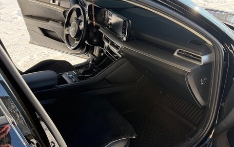 KIA K5, 2022 год, 2 350 000 рублей, 9 фотография