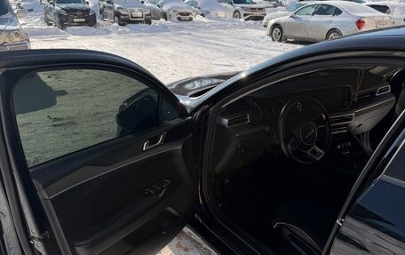 KIA K5, 2022 год, 2 350 000 рублей, 10 фотография