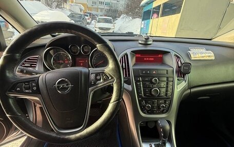 Opel Astra J, 2013 год, 1 085 000 рублей, 17 фотография