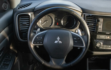 Mitsubishi Outlander III рестайлинг 3, 2013 год, 1 479 000 рублей, 6 фотография