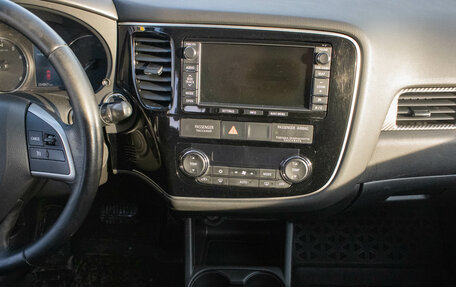 Mitsubishi Outlander III рестайлинг 3, 2013 год, 1 479 000 рублей, 7 фотография