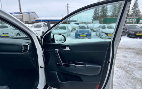 KIA Sportage IV рестайлинг, 2018 год, 2 490 000 рублей, 35 фотография