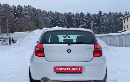 BMW 1 серия, 2011 год, 1 111 000 рублей, 7 фотография