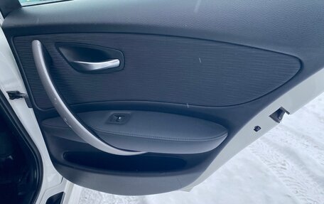 BMW 1 серия, 2011 год, 1 111 000 рублей, 17 фотография