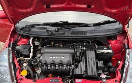 Honda Fit III, 2003 год, 750 000 рублей, 18 фотография