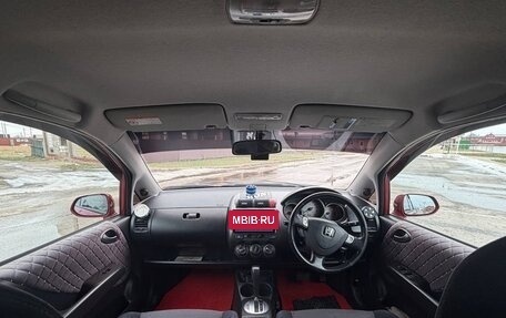 Honda Fit III, 2003 год, 750 000 рублей, 12 фотография