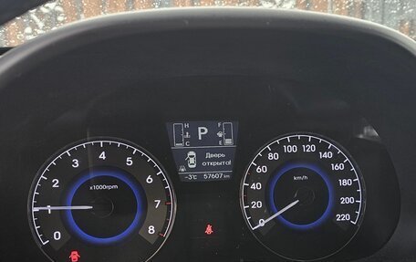 Hyundai Solaris II рестайлинг, 2016 год, 1 350 000 рублей, 11 фотография