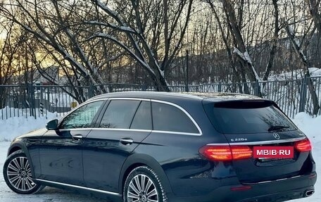 Mercedes-Benz E-Класс, 2017 год, 3 299 000 рублей, 8 фотография